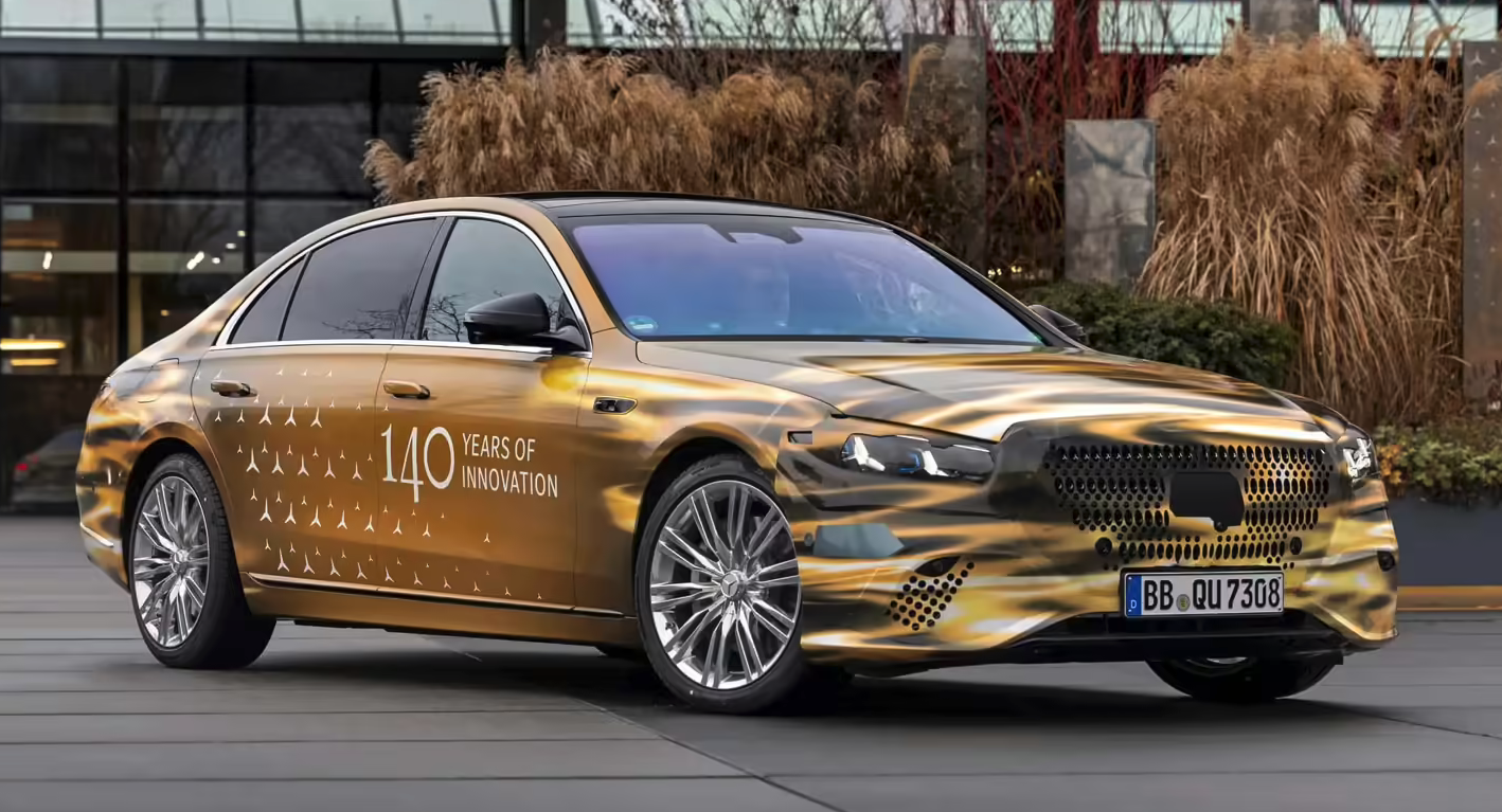 奔驰S级中期改款1月29日发布 2700项部件升级焕新动力与底盘